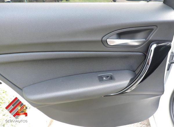 BMW 120i LCI COMFORT TP 2.0 2018 $78.900.000 - Imagen 19