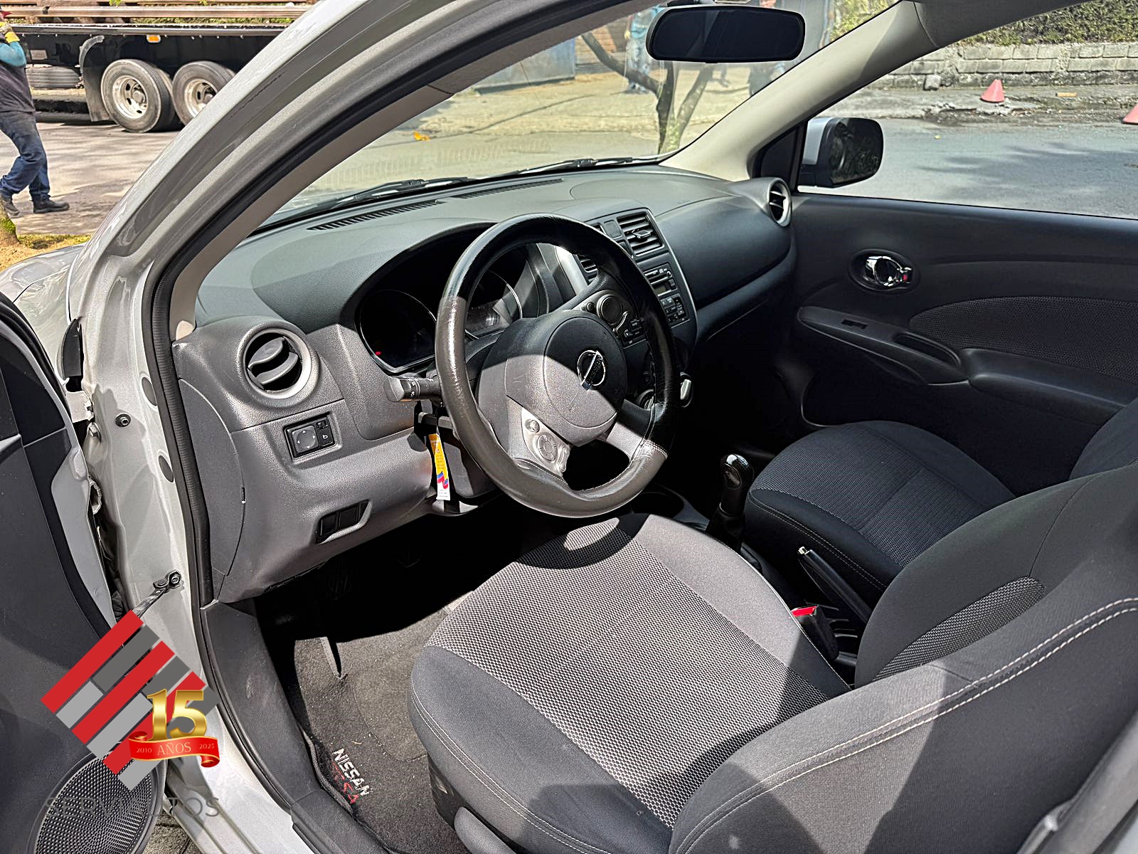 NISSAN VERSA 1.6 ADVANCE MT 2014 $33.900.000 - Imagen 12