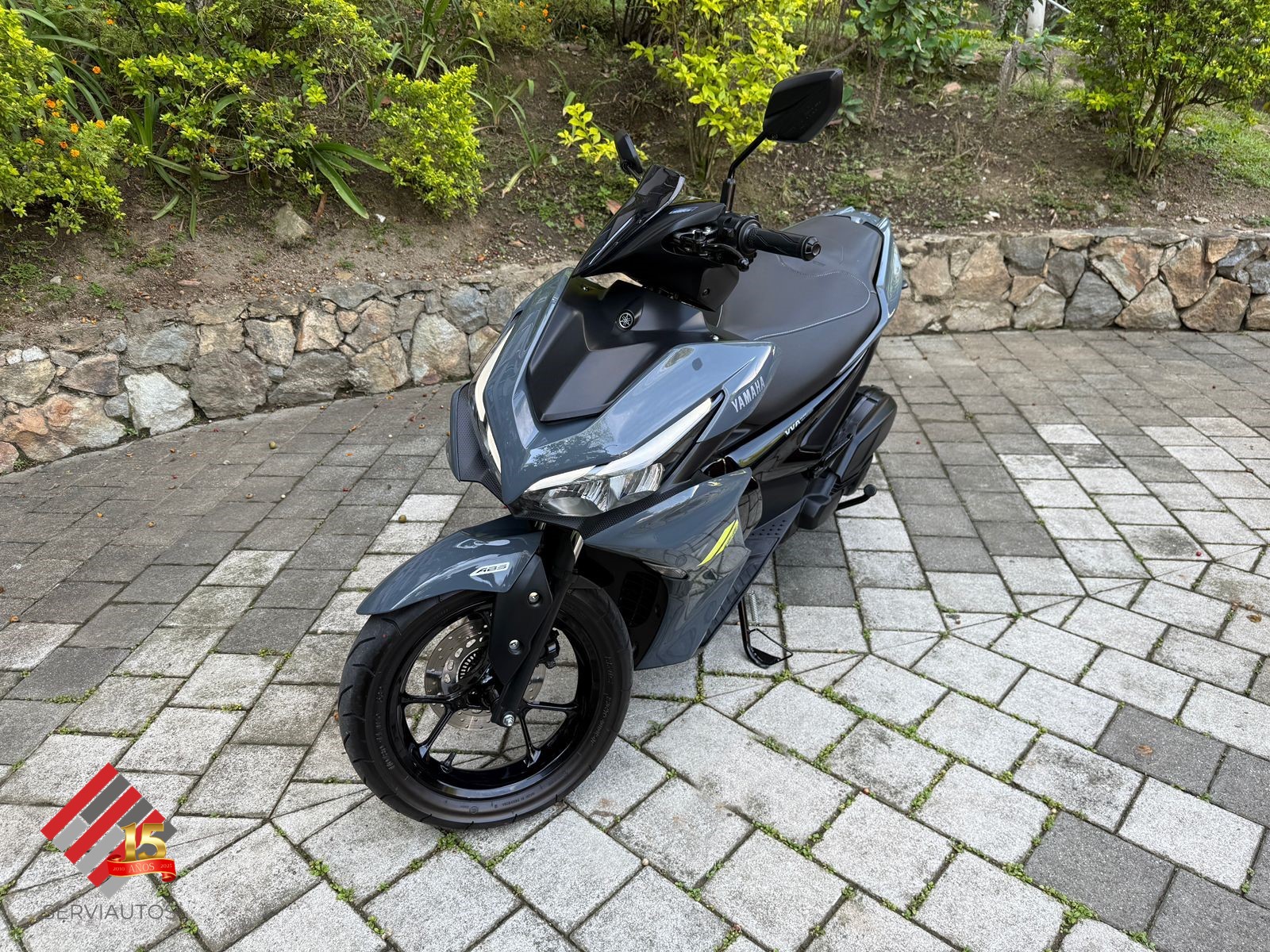 YAMAHA AEROX GRIS NEGRO AMARILLO 2026 $11.800.000 - Imagen 2