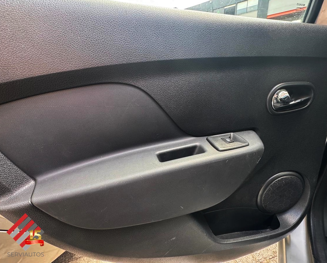 RENAULT LOGAN 1.6 PRIVILIGE / INTENS MT 2016 $37.900.000 - Imagen 14